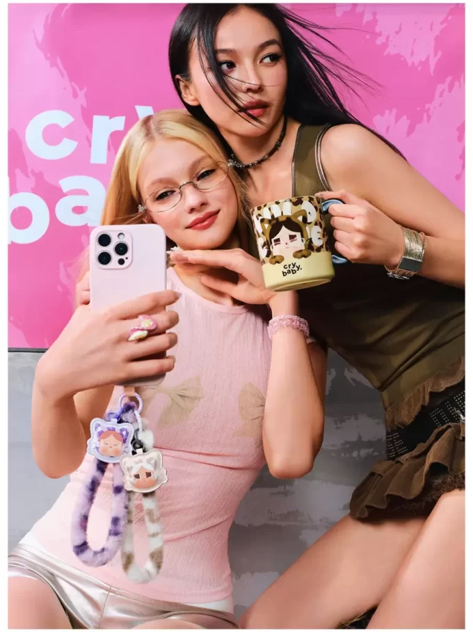 CRYBABY Wild But Cutie-serien – Muggkopp