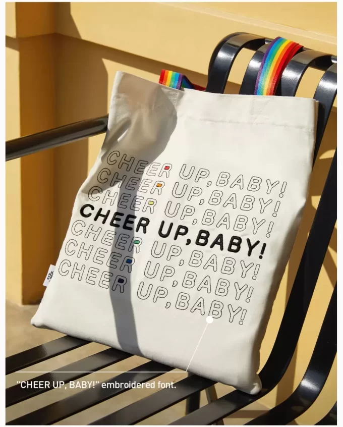GRÅTLÄBBE MUNTRA UPP, BABY!-SERIEN – Canvasväska