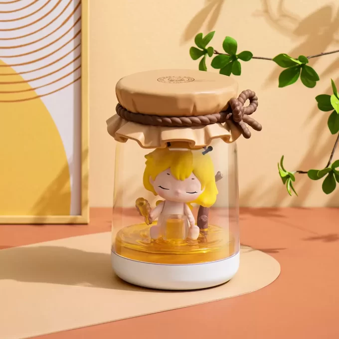 HONEY BEEDY Burk Light Figurine