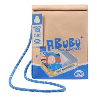 Labubu The Monsters Wacky Mart Messenger-väska