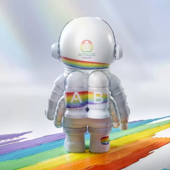 MEGA SPACE MOLLY 400% Regnbåge