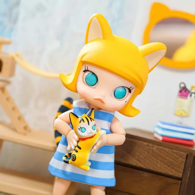MOLLY Katt i lådan actionfigur