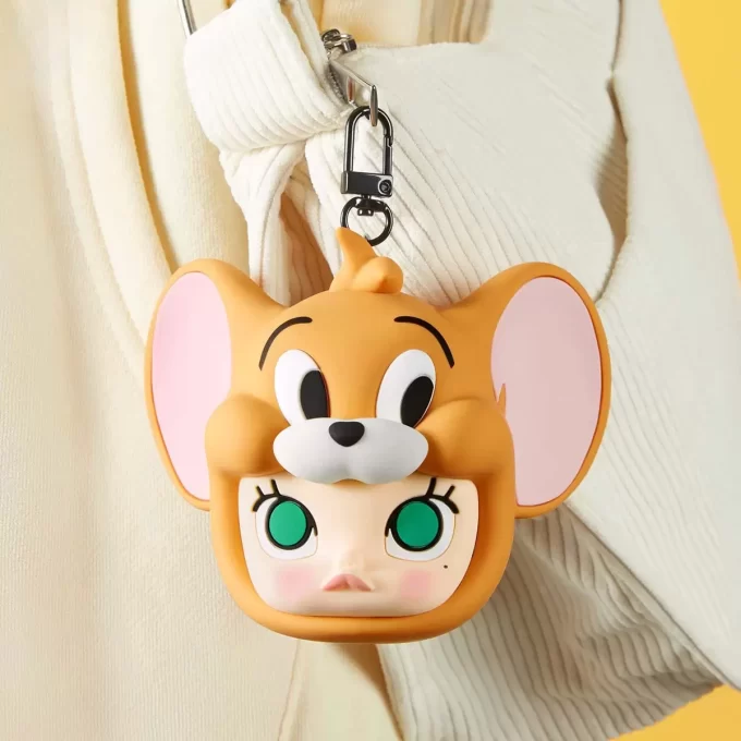 MOLLY X Warner Bros. 100-årsjubileumsserien – Hörlursväska (Tom och Jerry)