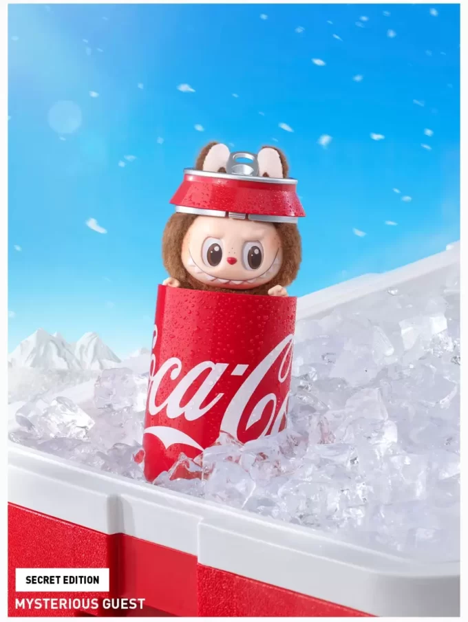 MONSTERS COCA-COLA-SERIEN – Vinylblindbox med ansikten MONSTERS COCA-COLA-SERIEN – Vinylblindbox med ansikten