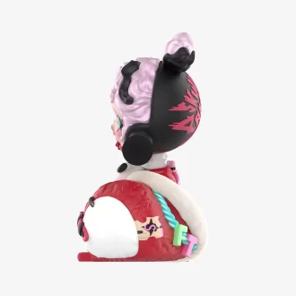SKULLPANDA Överraskningsfiguren med strumpan